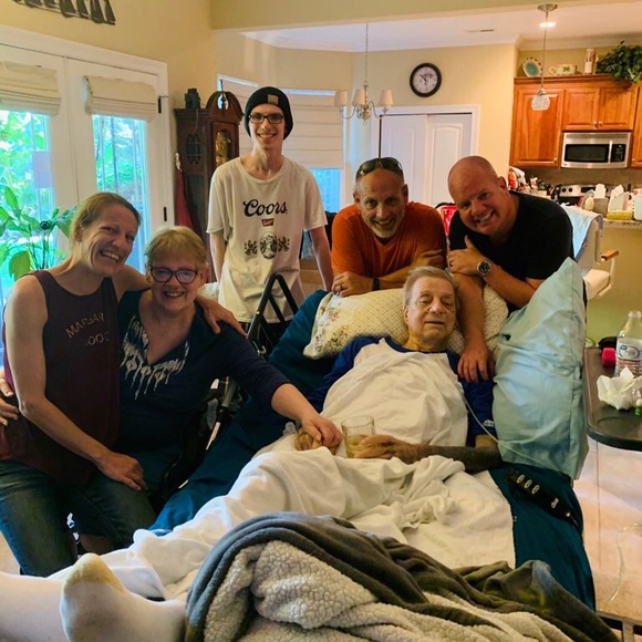 Meet your Posher, Jennifer - Picture 5 of 5